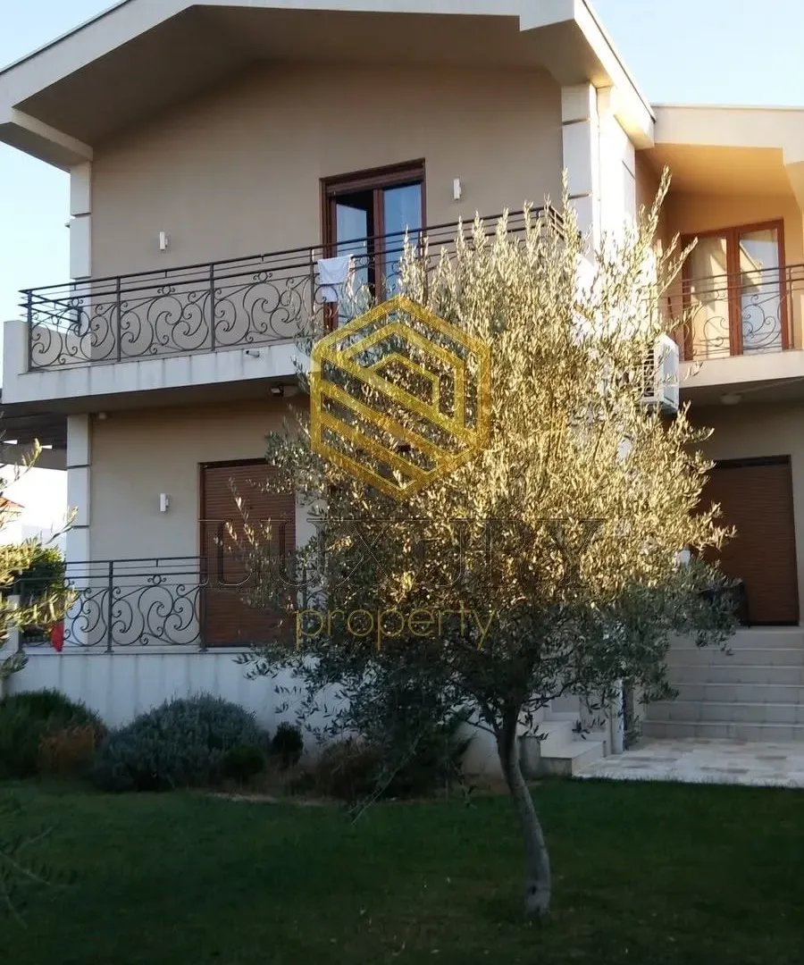 Rent, house, 262m², Zabjelo, Podgorica