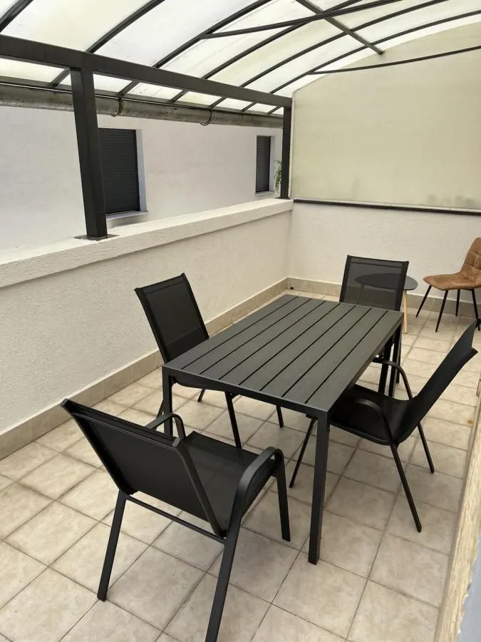 Rent, two bedroom apartment, 39m², Lekino Brdo, Voždovac Sve Podlokacije