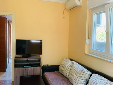 Rent, one bedroom apartment, 36m², Gornja Gorica, Podgorica - image 5