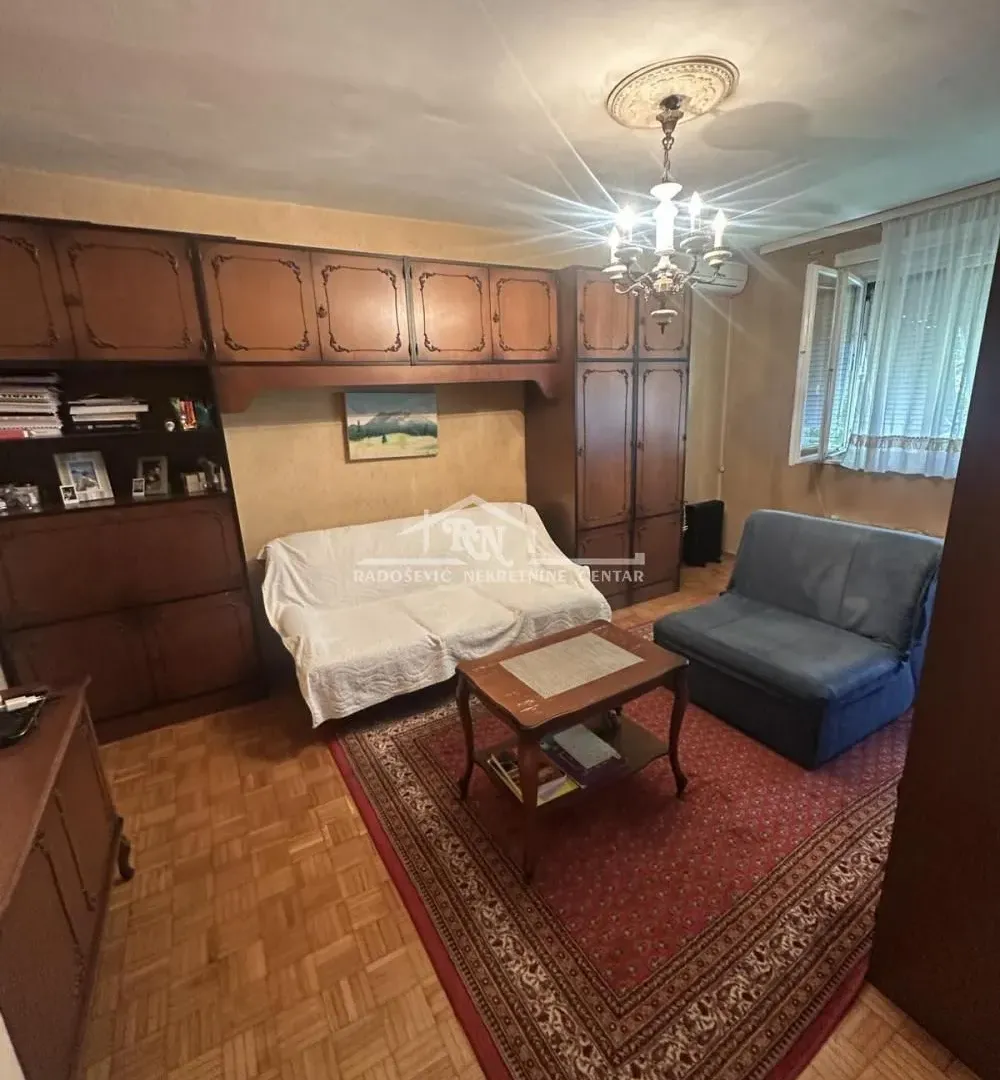 Prodaja, dvosoban stan, 49m², Karaburma, Palilula Sve Podlokacije