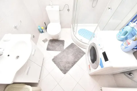 Izdavanje, dvosoban stan, 84m², Zagorič, Podgorica - image 13