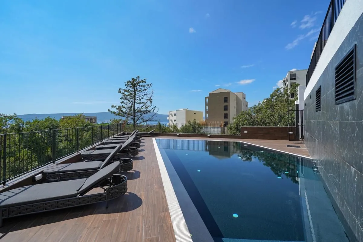 Prodaja, dvosoban stan, 66m², Tivat, Crna Gora