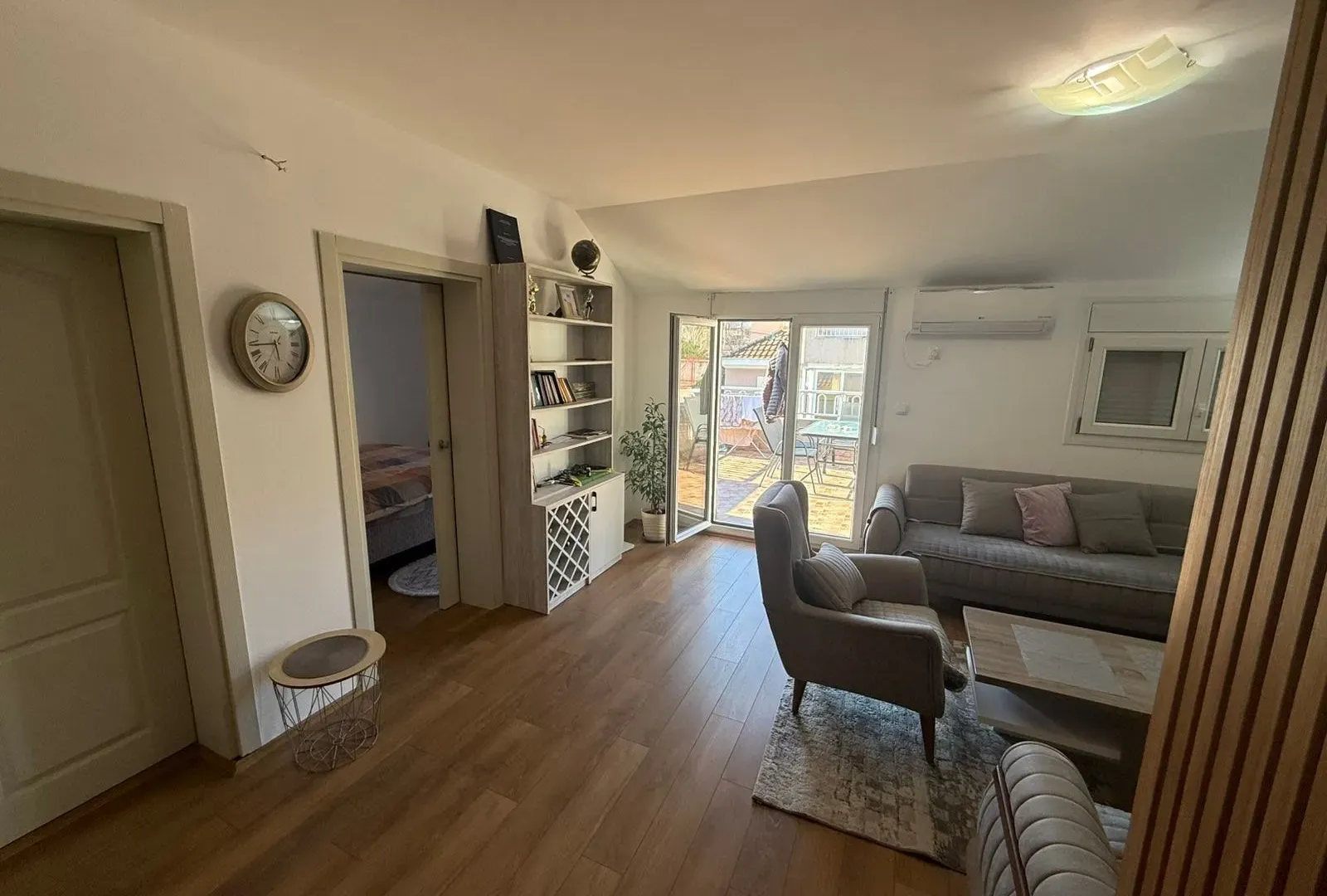 Prodaja, jednosoban stan, 58m², Momišići, Podgorica