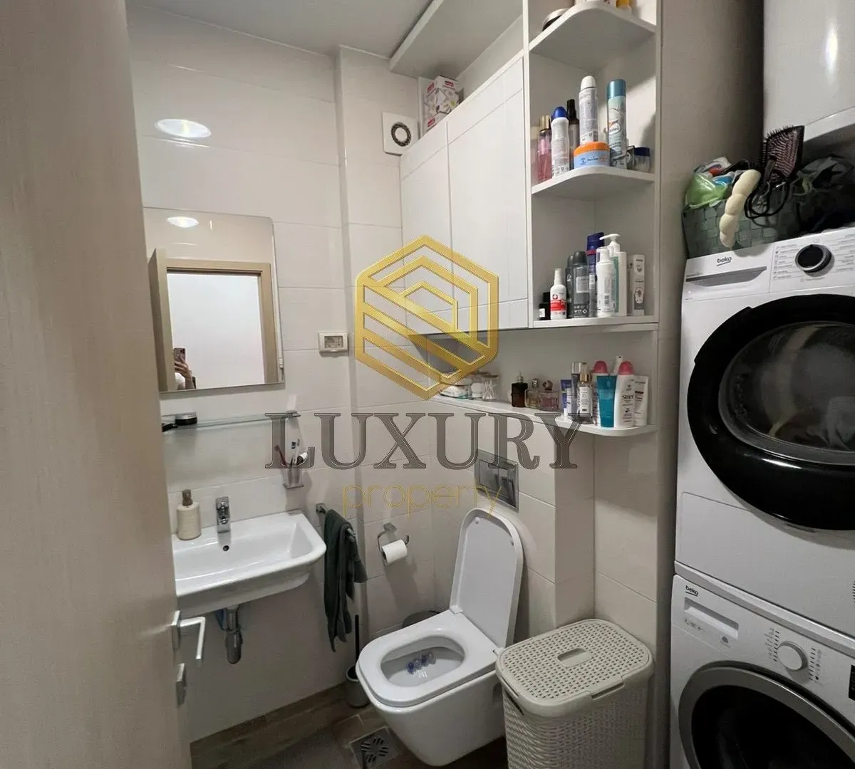 Prodaja, jednosoban stan, 53m², City Kvart, Podgorica
