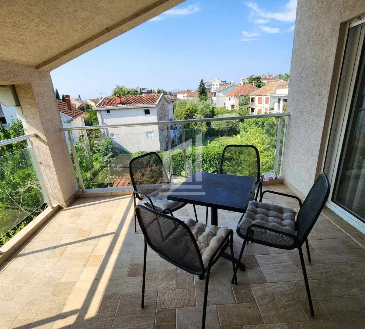 Prodaja, dvosoban stan, 89m², Gorica C, Podgorica