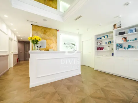 Rent, office space, 117m², Stari Grad, Beograd - image 1