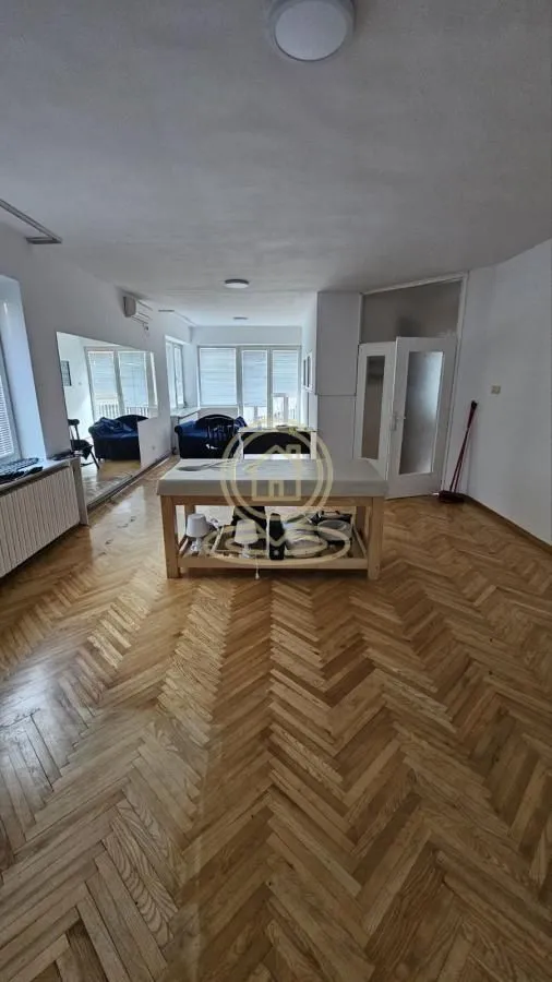 Rent, office space, 130m², Retenzija, Beograd