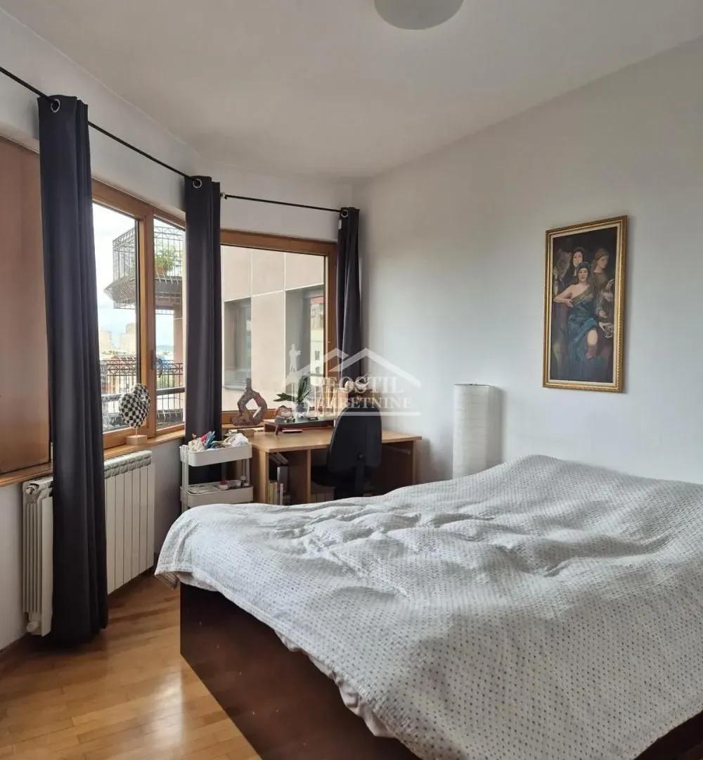 Rent, four bedroom apartment, 108m², Palilula Sve Podlokacije, Beograd