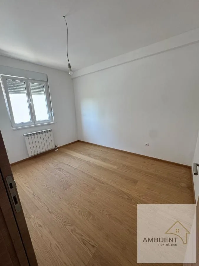 Prodaja, dvosoban stan, 54m², Ledine, Beograd