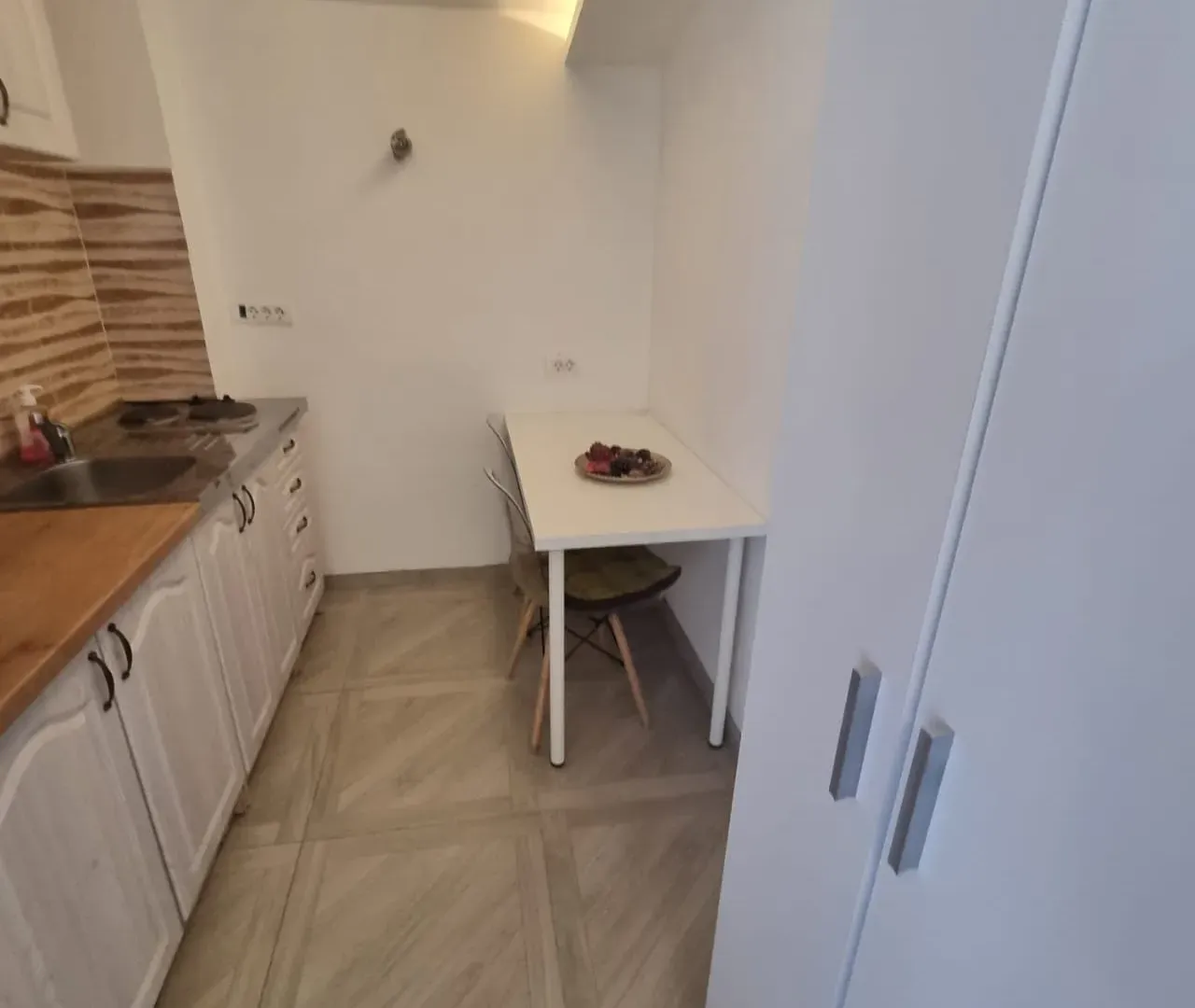 Rent, one bedroom apartment, 40m², Tološi, Podgorica