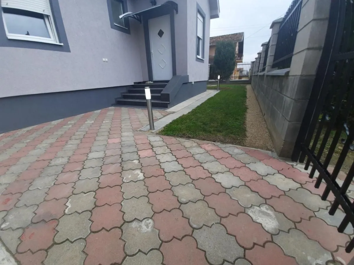Sale, house, 154m², Sajlovo, Novi Sad Sve Podlokacije