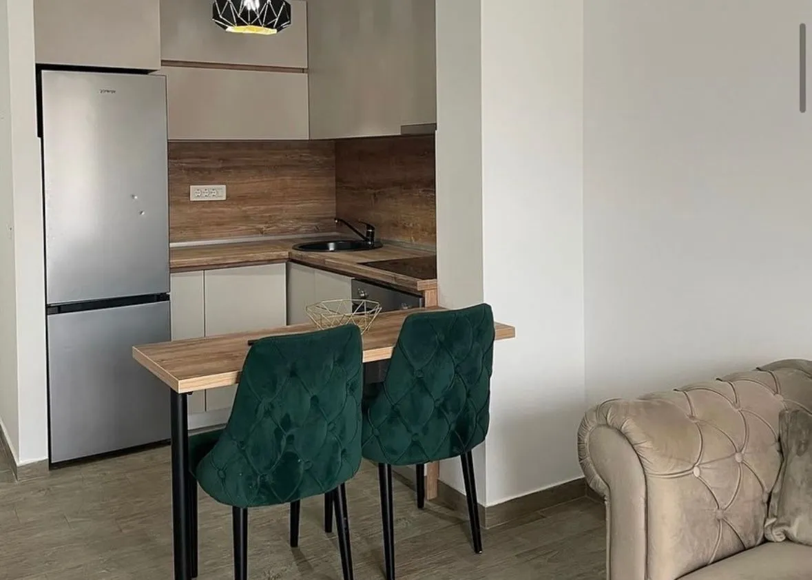Izdavanje, jednosoban stan, 40m², Šušanj, Bar