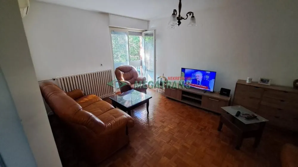 Izdavanje, dvosoban stan, 55m², Liman 1, Novi Sad Sve Podlokacije