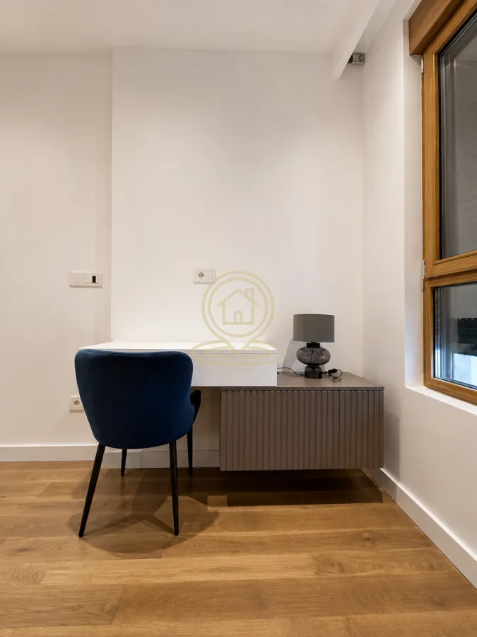 Izdavanje, trosoban stan, 81m², Crveni Krst, Beograd