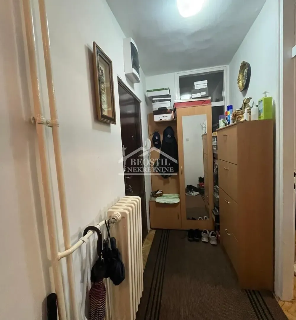 Prodaja, trosoban stan, 76m², Papazovac, Smederevo