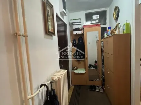 Prodaja, trosoban stan, 76m², Papazovac, Smederevo - image 7