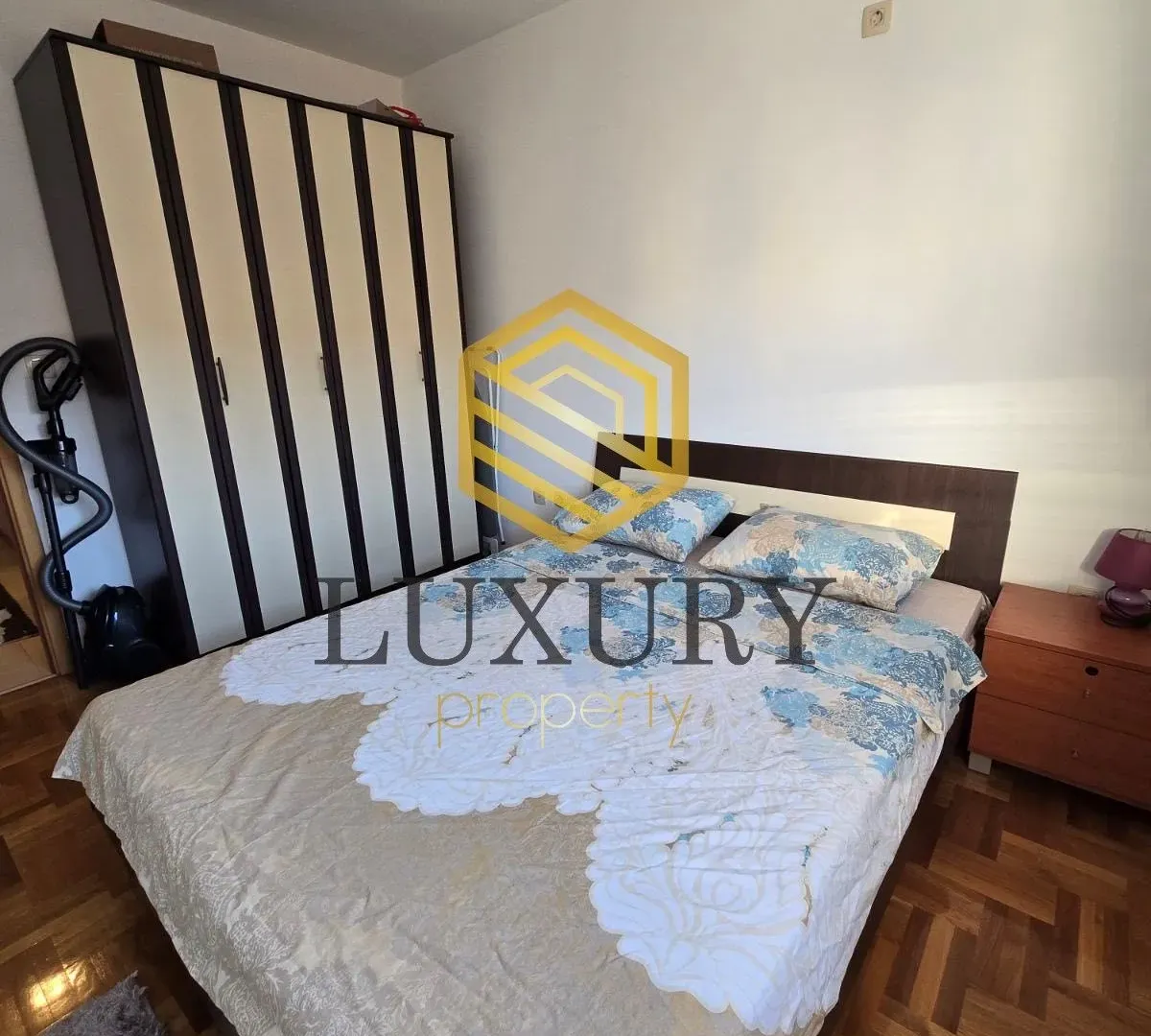 Izdavanje, jednosoban stan, 42m², Stari Aerodrom, Podgorica