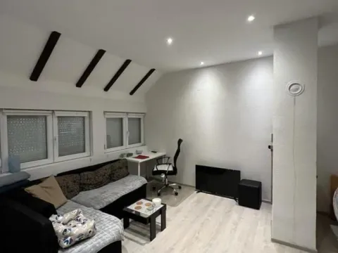 Prodaja, kuća, 78m², Čortanovci, Inđija - image 5