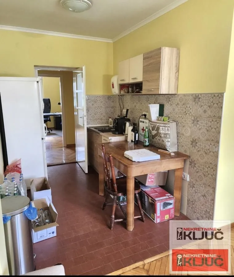 Izdavanje, trosoban stan, 68m², Kej, Novi Sad Sve Podlokacije