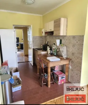 Izdavanje, trosoban stan, 68m², Kej, Novi Sad Sve Podlokacije - image 11