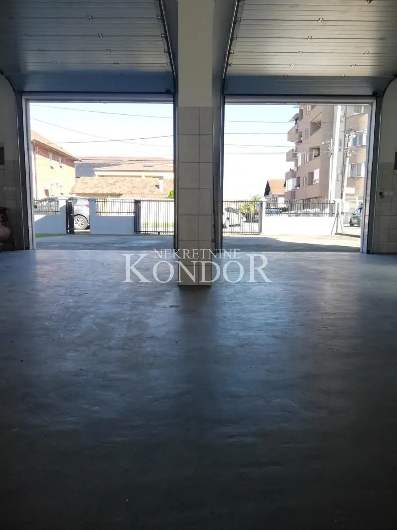 Rent, office space, 350m², Altina, Beograd