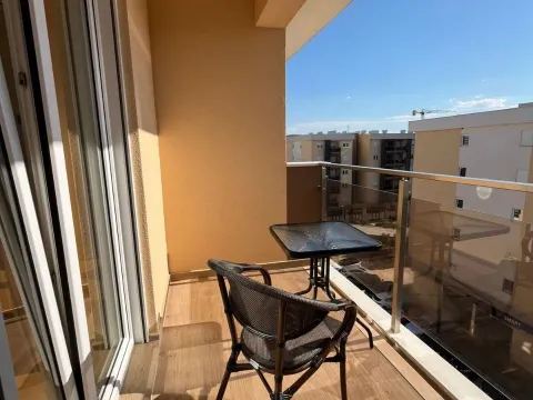 Prodaja, jednosoban stan, 46m², City Kvart, Podgorica - image 11
