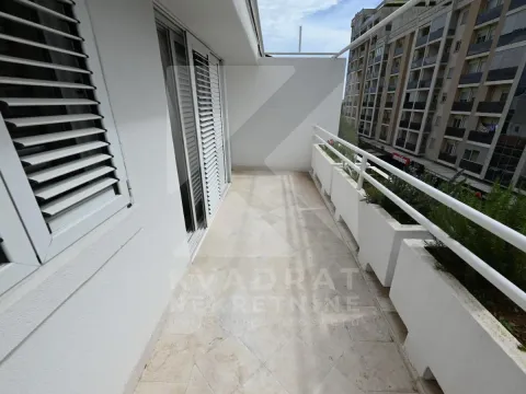 Rent, three bedroom apartment, 115m², Momišići, Podgorica - image 20