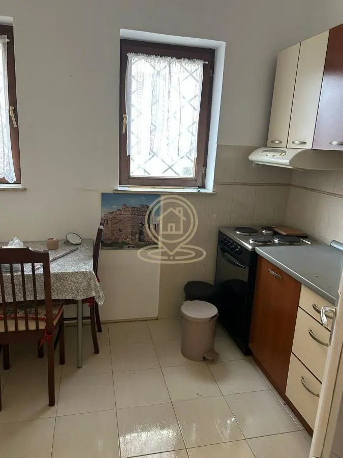 Izdavanje, trosoban stan, 70m², Čajkino brdo, Vrnjačka Banja
