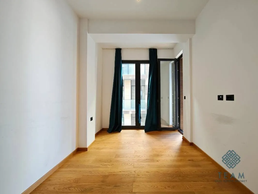 Rent, three bedroom apartment, 101m², Kod Capital Plaze, Podgorica