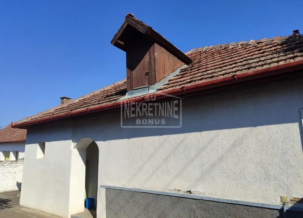 Prodaja, kuća, 112m², Ker, Subotica