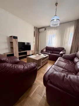 Izdavanje, dvosoban stan, 60m², Centar, Podgorica - image 2