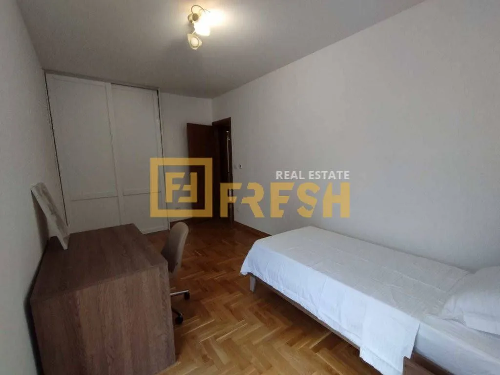 Rent, two bedroom apartment, 95m², Pobrežje, Podgorica