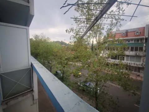 Izdavanje, dvosoban stan, 74m², Centar, Podgorica - image 2