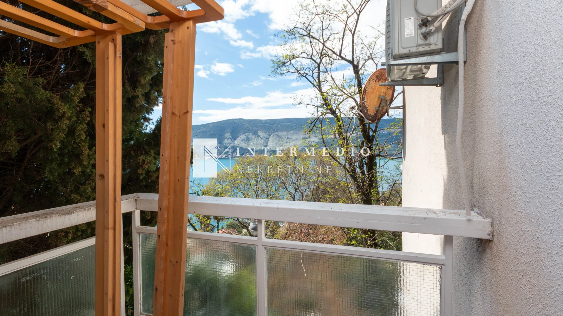Prodaja, dvosoban stan, 69m², Centar, Herceg Novi