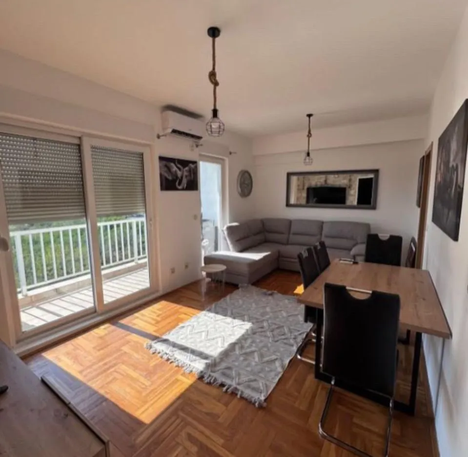 Prodaja, dvosoban stan, 76m², Zabjelo, Podgorica