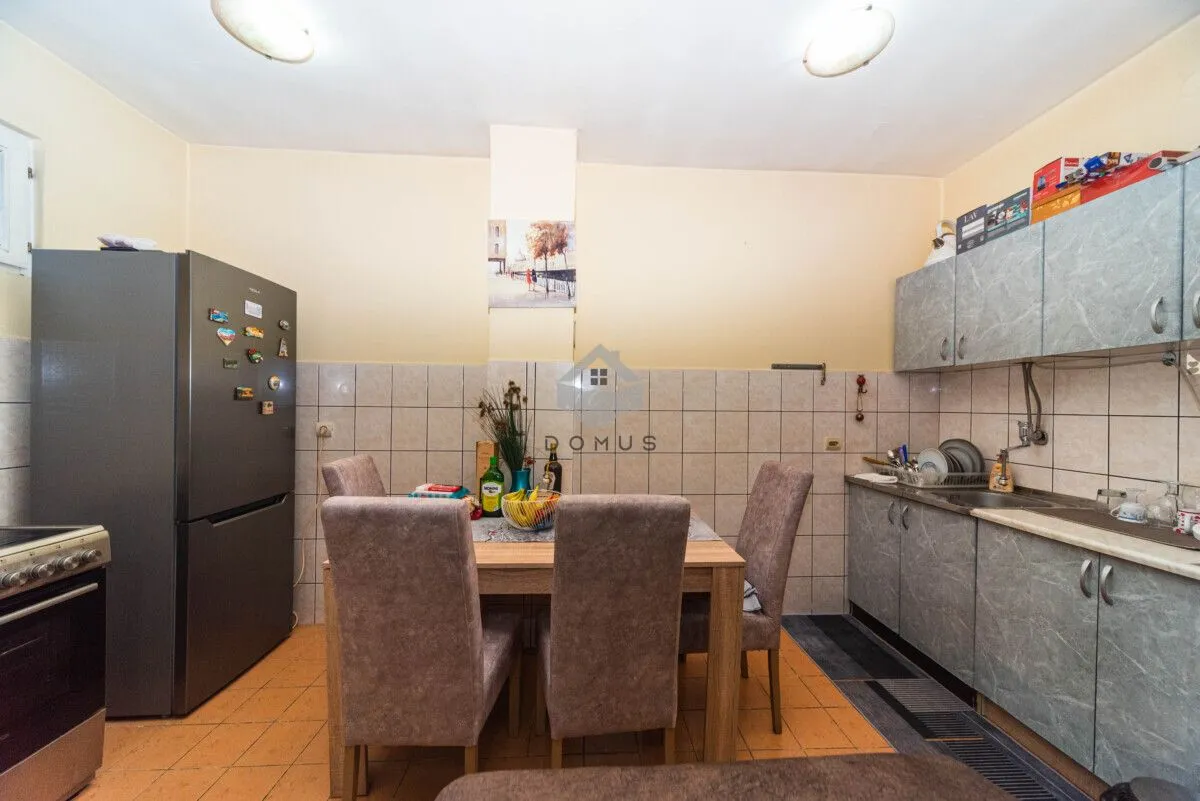 Prodaja, kuća, 83m², Tološi, Podgorica
