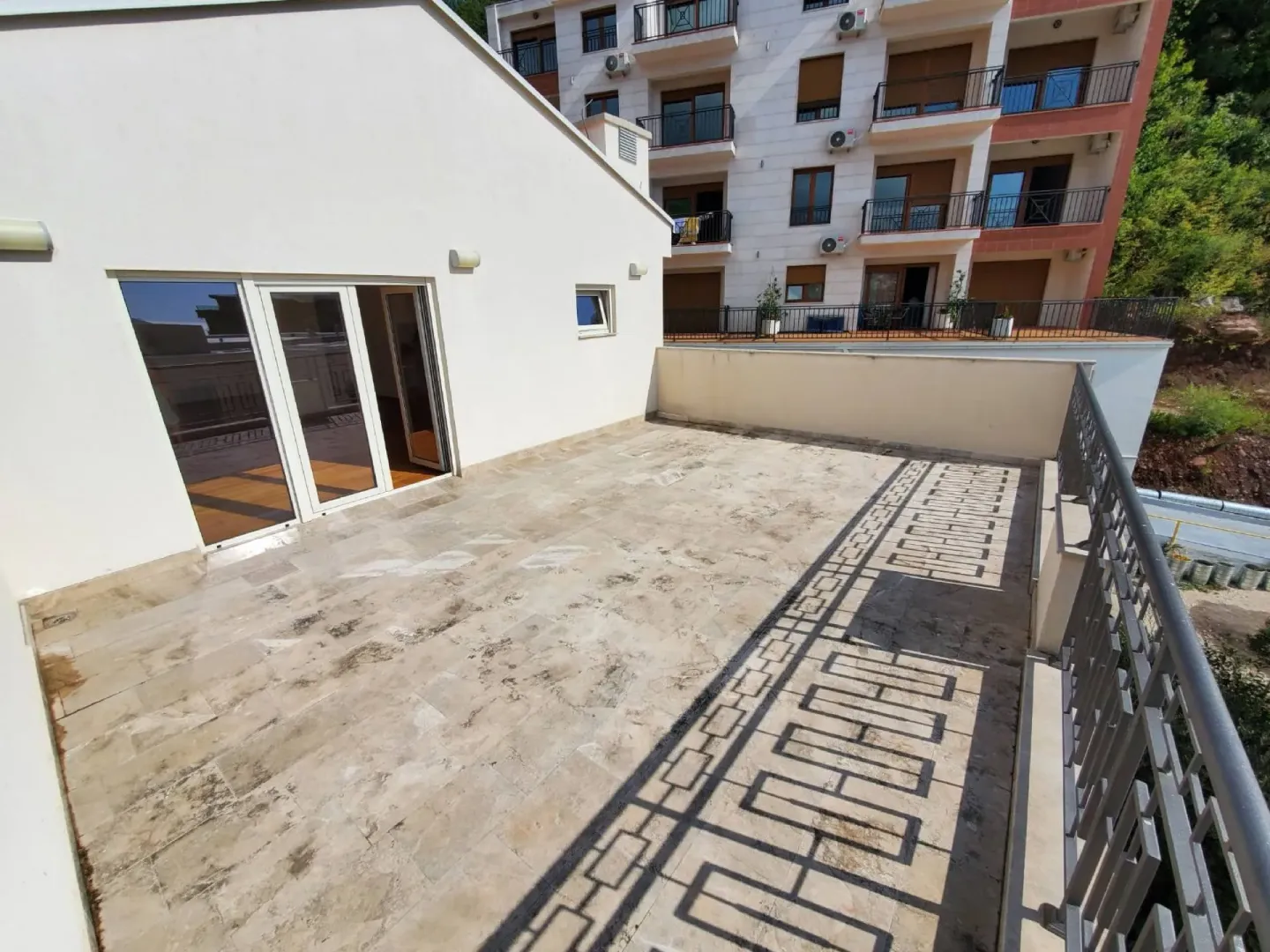 Prodaja, trosoban stan, 136m², Pržno, Budva