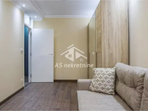 Izdavanje, trosoban stan, 84m², Voždovac Sve Podlokacije, Beograd - image 13