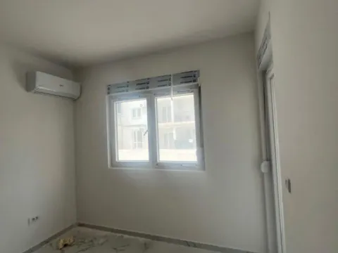 Sale, one bedroom apartment, 42m², Budva, Crna Gora - image 8