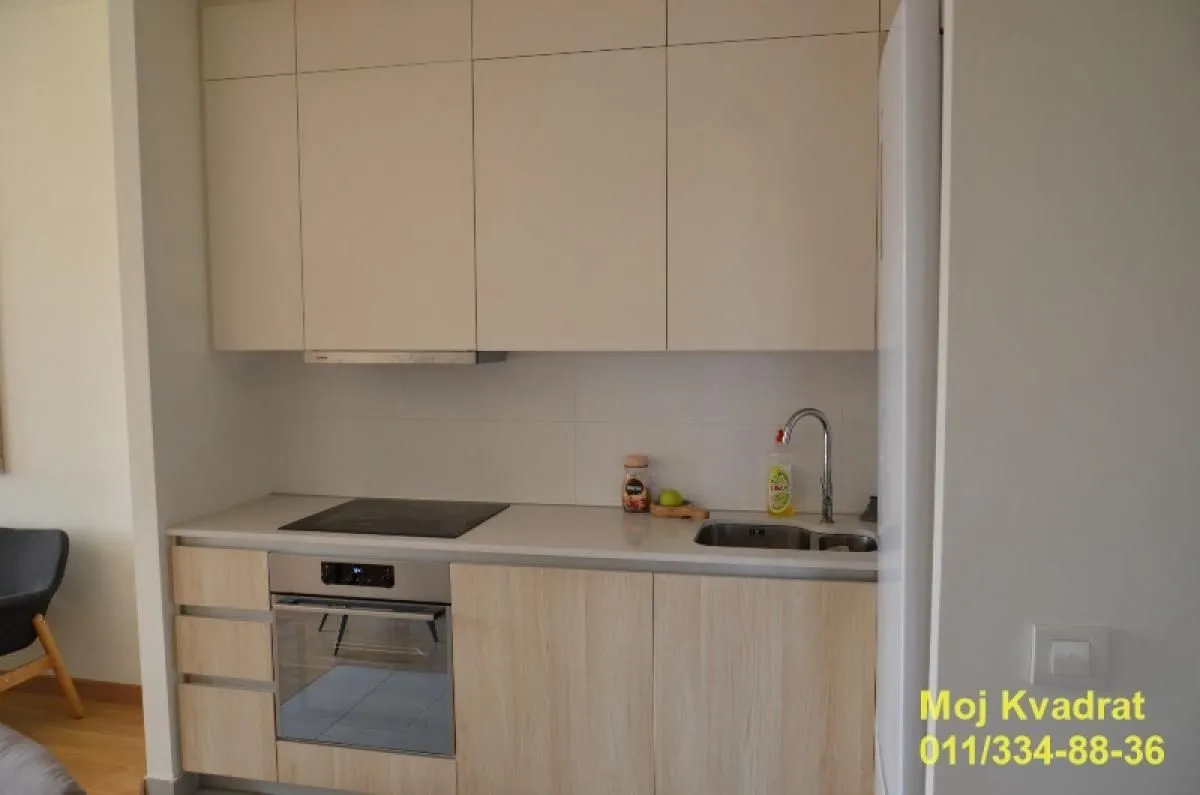 Sale, three bedroom apartment, 82m², Savski Venac, Beograd