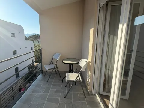 Izdavanje, jednosoban stan, 37m², Bonići, Tivat - image 5