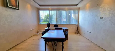 Rent, office space, 600m², Crveni Krst, Niš - image 5