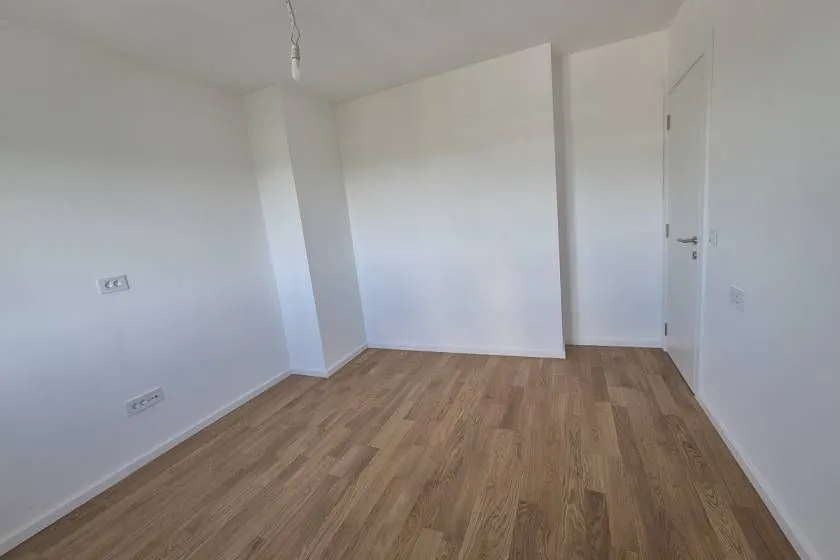 Prodaja, trosoban stan, 71m², Hala Pionir, Palilula Sve Podlokacije
