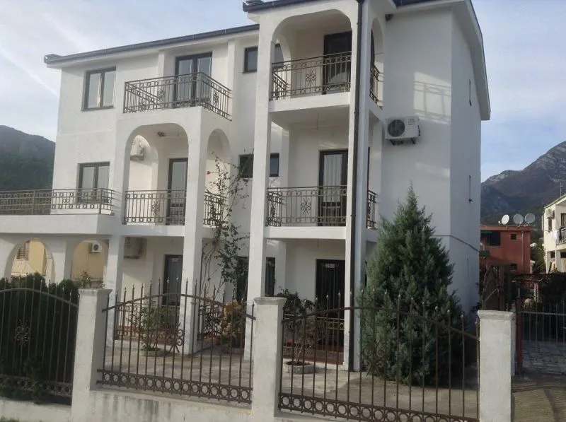 Sale, house, 390m², Sutomore, Bar
