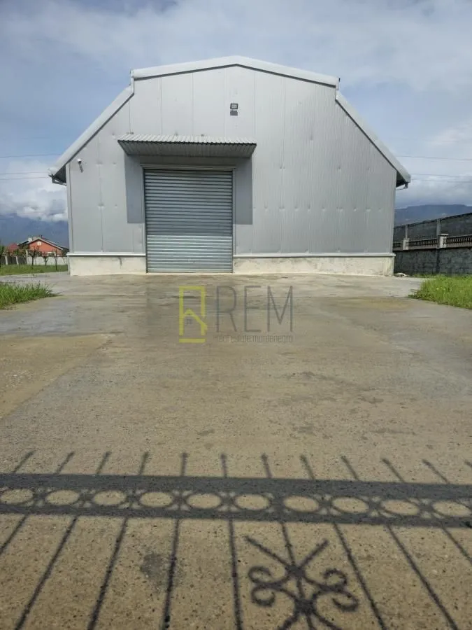 Rent, office space, 270m², Spuž, Danilovgrad