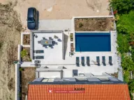 Prodaja, kuća, 250m², Tivat, Crna Gora - image 11