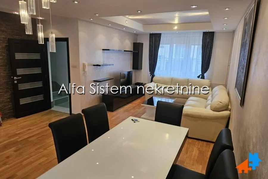 Izdavanje, kuća, 220m², Savski Venac, Beograd