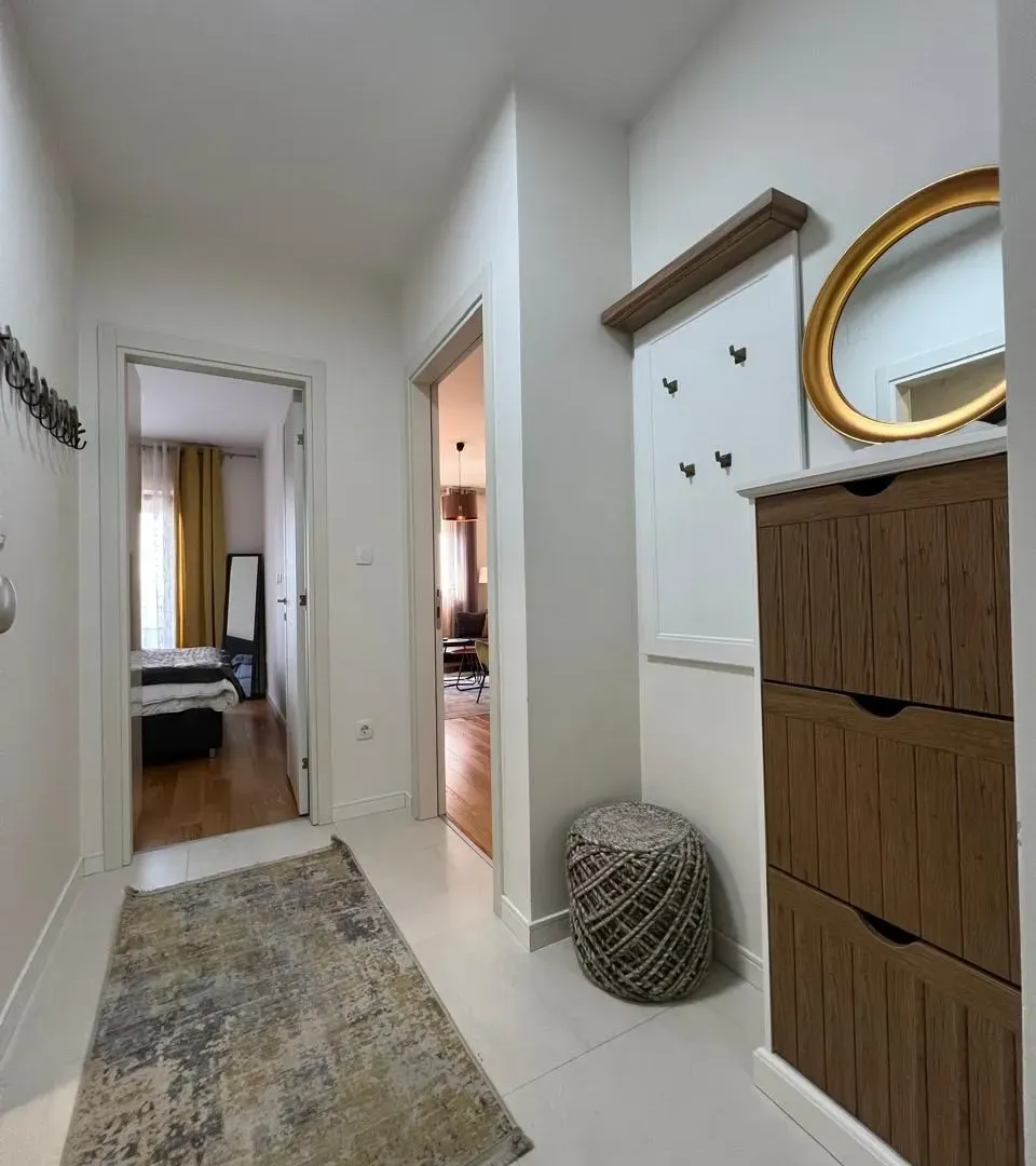 Prodaja, jednosoban stan, 49m², Central Point, Podgorica