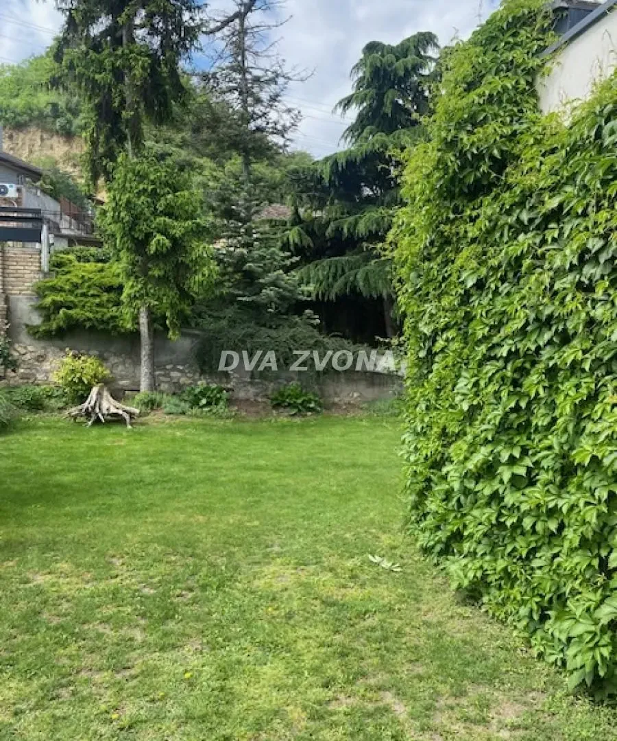 Prodaja, ugostiteljski objekat, 630m², Stari Slankamen, Inđija