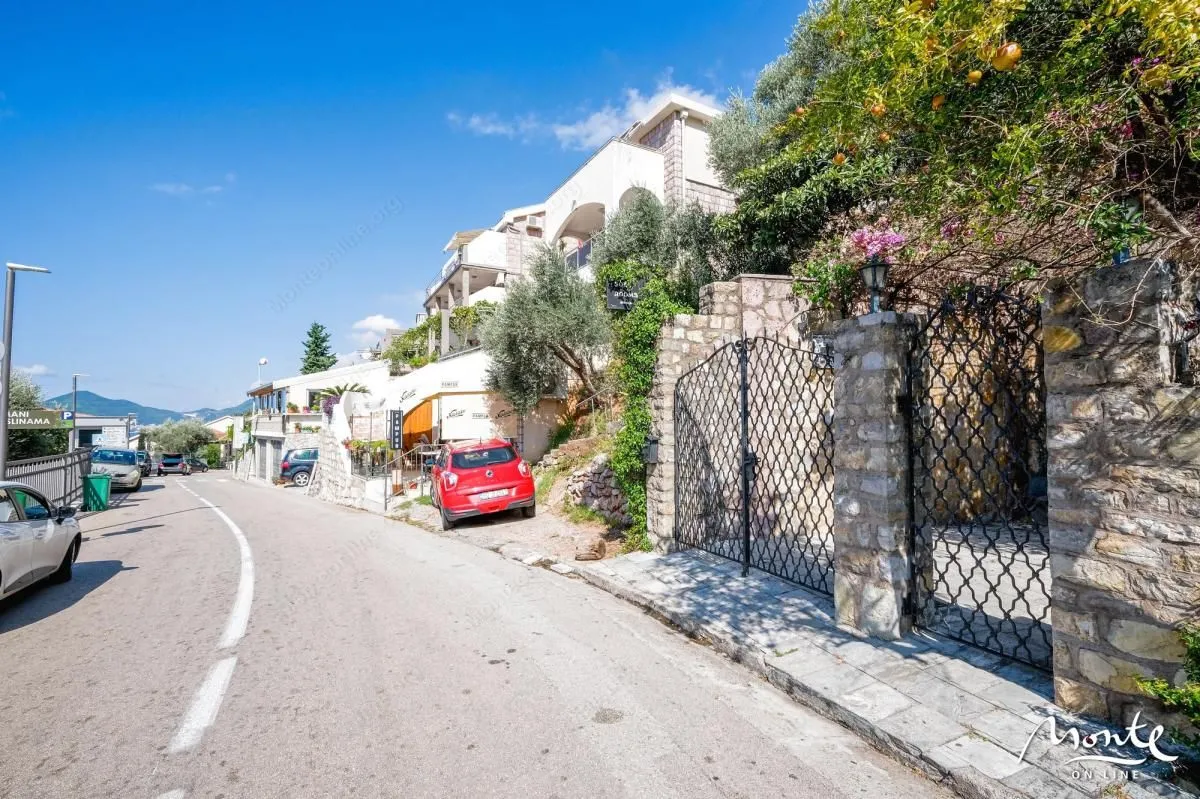 Sale, house, 375m², Sveti Stefan, Budva